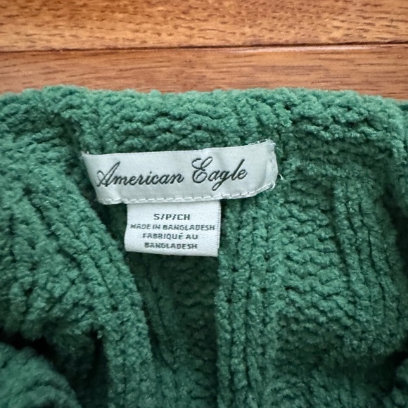 Green Ribbed AE Sweater - Picture 2 of 2